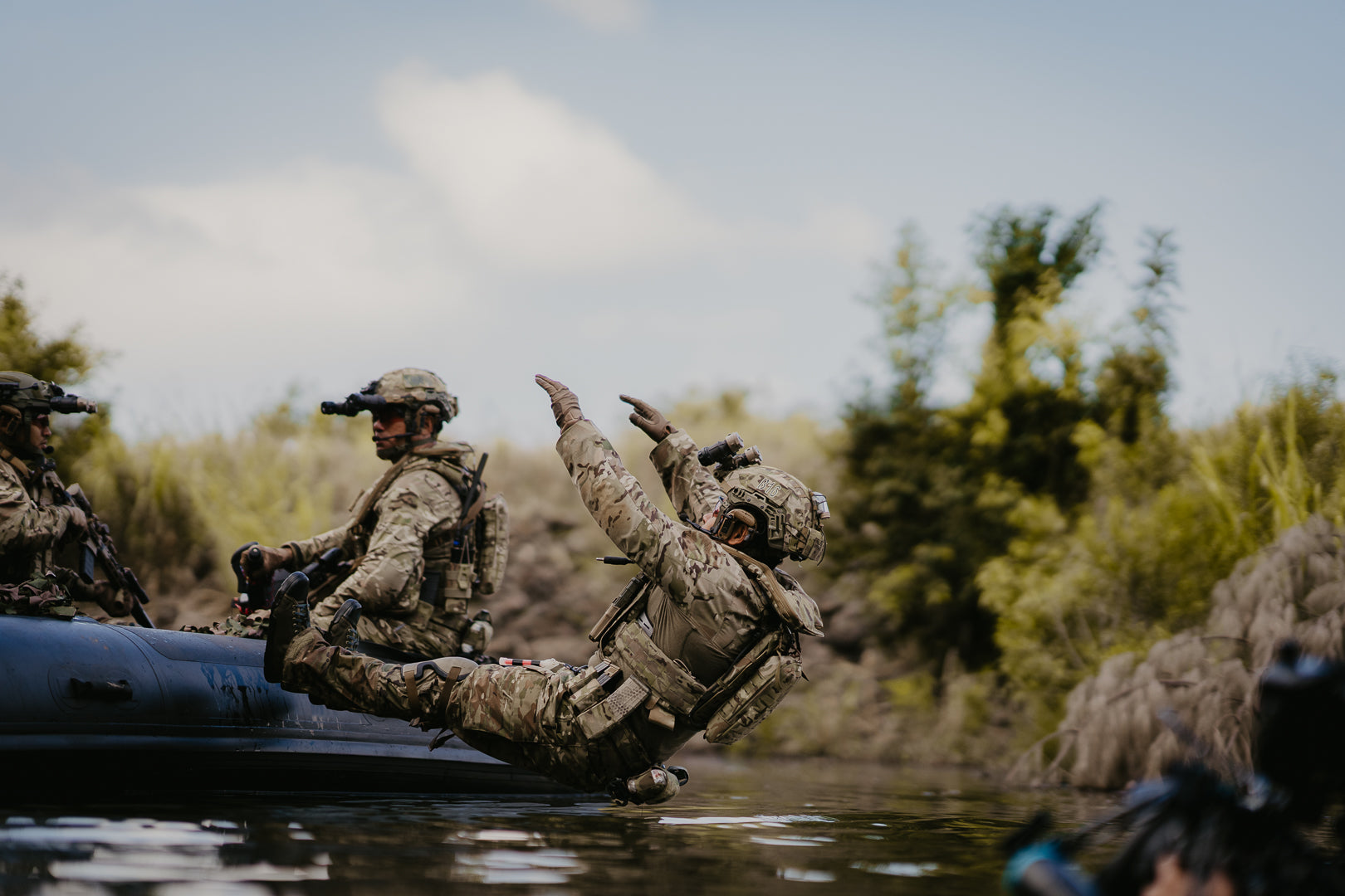 Tulmar Safety Systems - Galeo Tactical Personal Flotation Device (PFD)